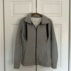 Lululemon zip up size 6 euc!